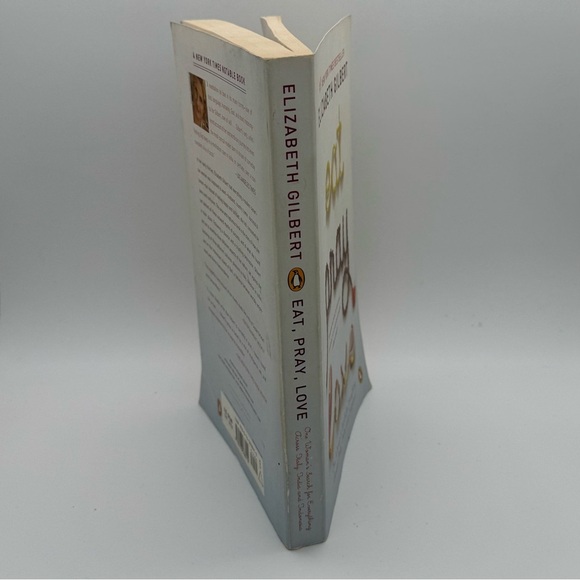 Eat Pray Love by Elizabeth Gilbert - Paperback - Picture 2 of 3